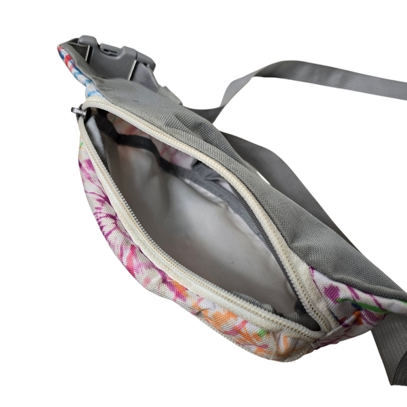 Jansport Tie Dye Fanny Pack - Picture 7 of 10